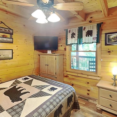 Lazy Cub Lodge Pigeon Forge Extérieur photo