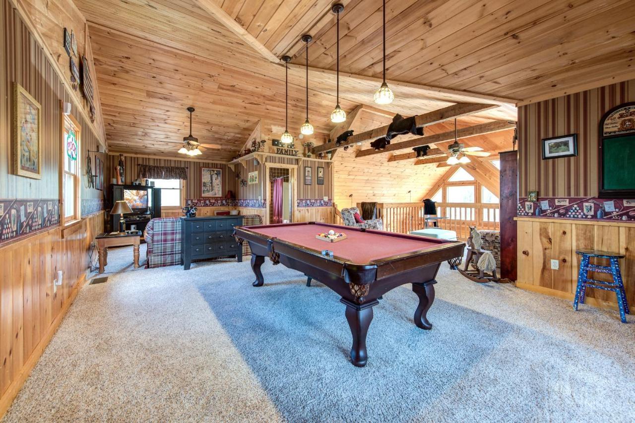 Lazy Cub Lodge Pigeon Forge Extérieur photo
