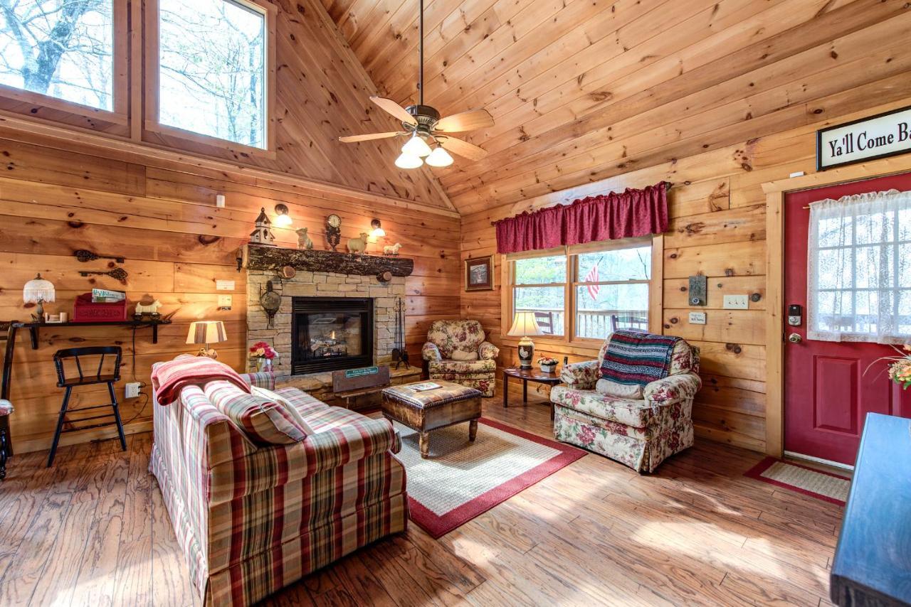 Lazy Cub Lodge Pigeon Forge Extérieur photo