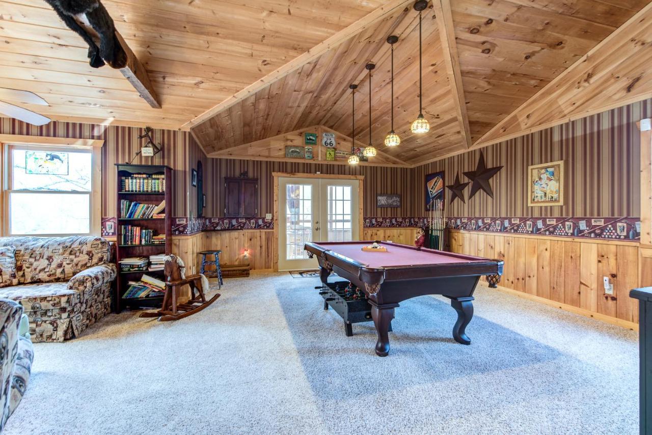 Lazy Cub Lodge Pigeon Forge Extérieur photo