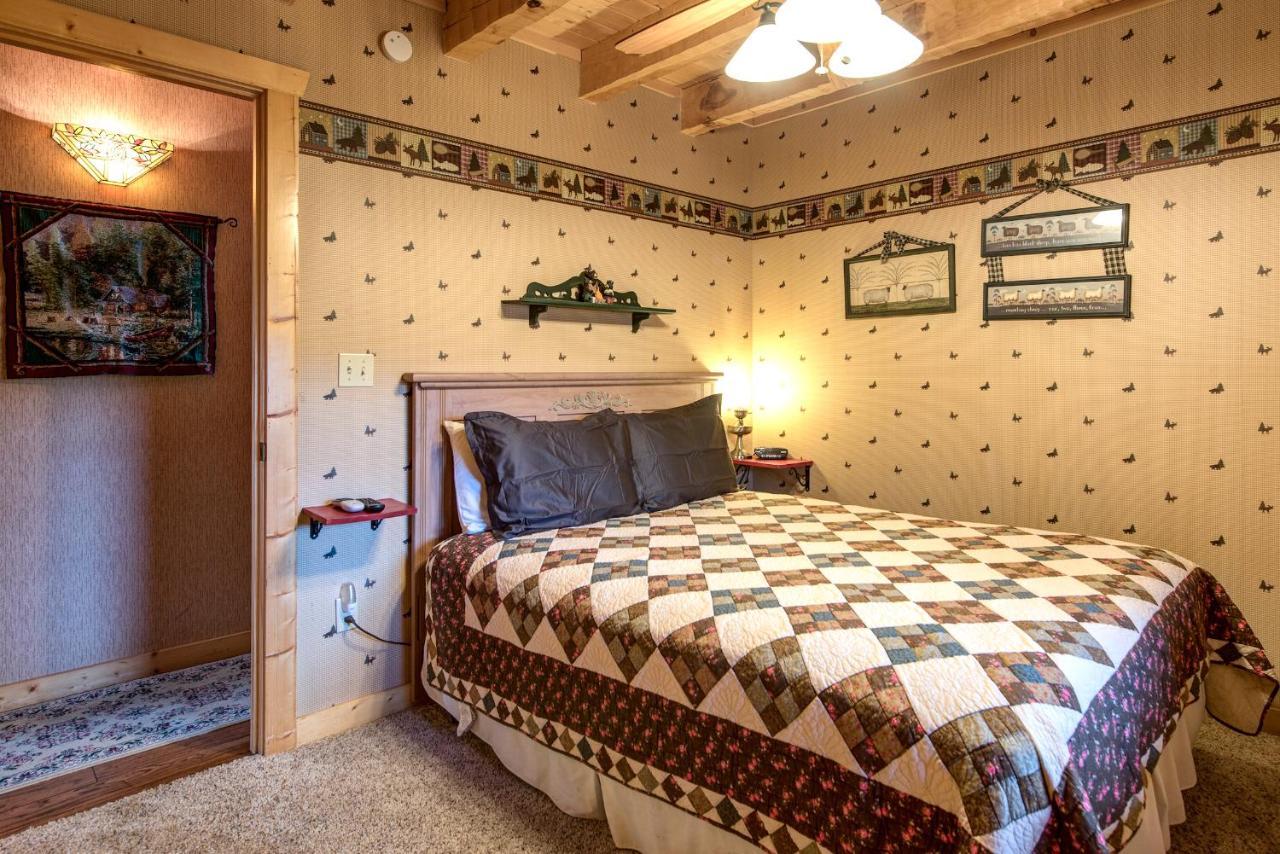 Lazy Cub Lodge Pigeon Forge Extérieur photo