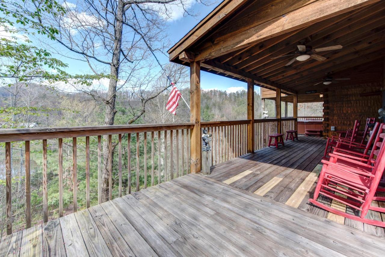 Lazy Cub Lodge Pigeon Forge Extérieur photo